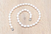 Perlenkette oval lang 8-10mm, weiss mit Magnetverschluss, Länge ca. 49 cm