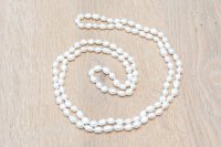 Perlenkette oval 8-10mm weiss, Endlosgeknüpft ohne Verschluss, Länge ca. 120 cm
